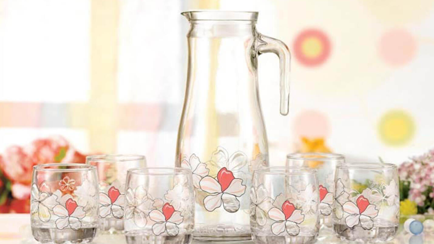 Tips help glassware in your home becomes shiny